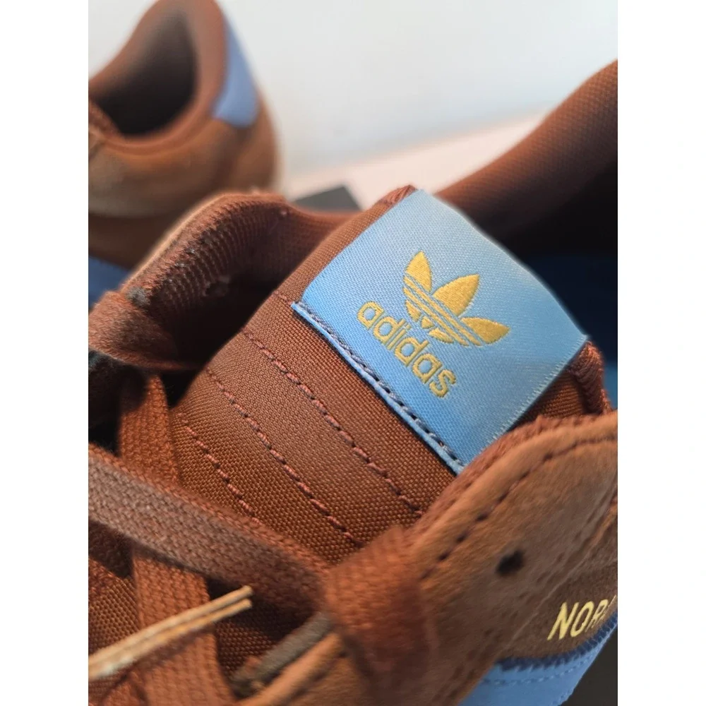 Adidas Nora Unisex New With Box Sneakers Men 11 Women 12 Brown/Blue JP8595 Skate